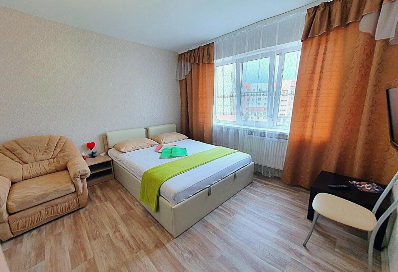 Apartment On Batetskaya 23 Veliki Novgorod Buitenkant foto